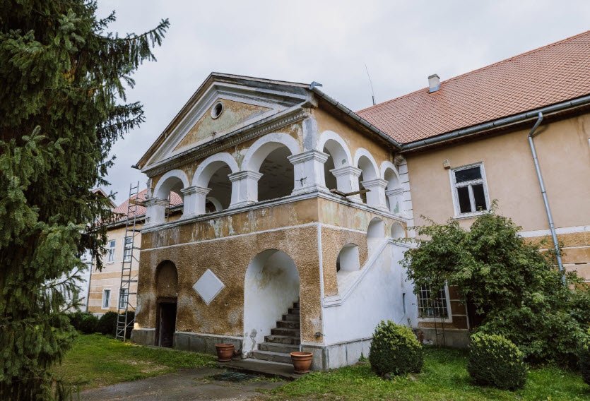 Castelul Béldi-Mikes, Uzon, Romania, Romania